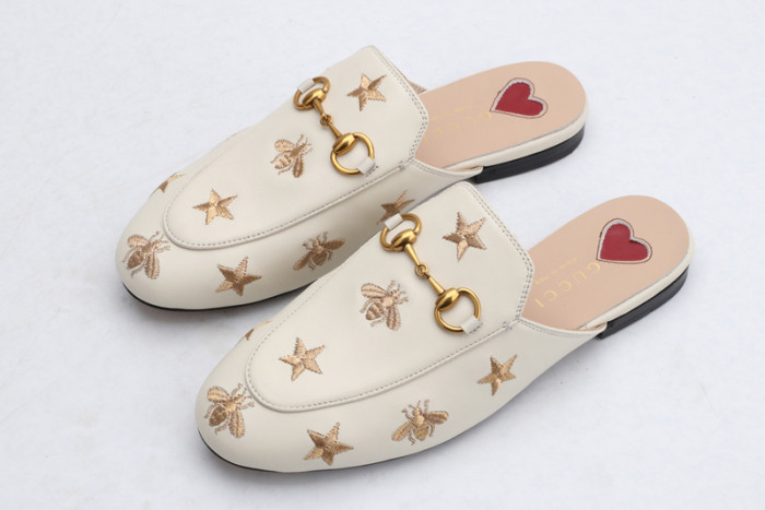 guc loafer