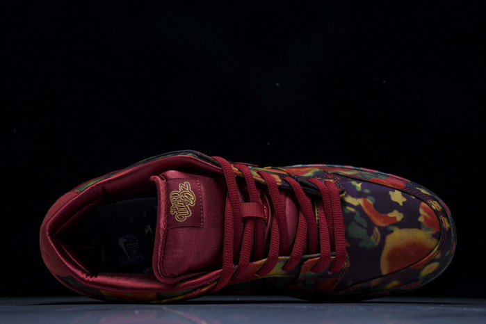 The Wizard of Oz x Nike SB Dunk Low FZ1291-600