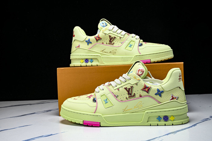 LOVT SNEAKER lv-555